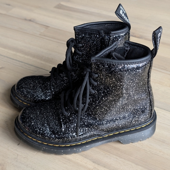 Toddler 1460 Glitter Lace‎ Up Boots - Picture 2 of 8